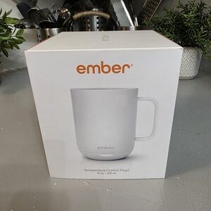 Ember Temperature Contolled Smart Technology 10oz Mug White New